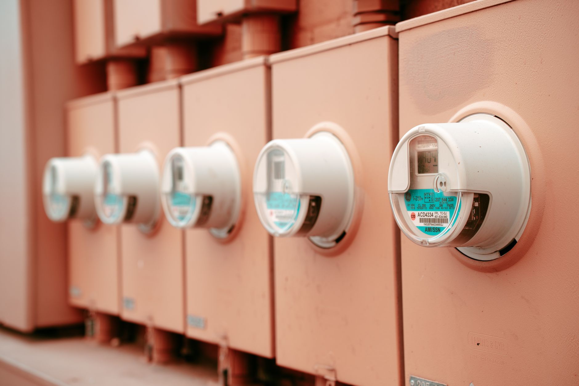 Energiepreise: Landesversorger ein Drittel teurer