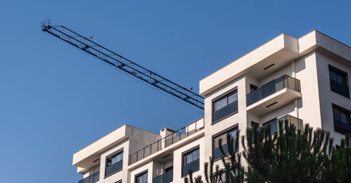 Wohnungsmangel 2026: -19% Fertigstellungen drohen