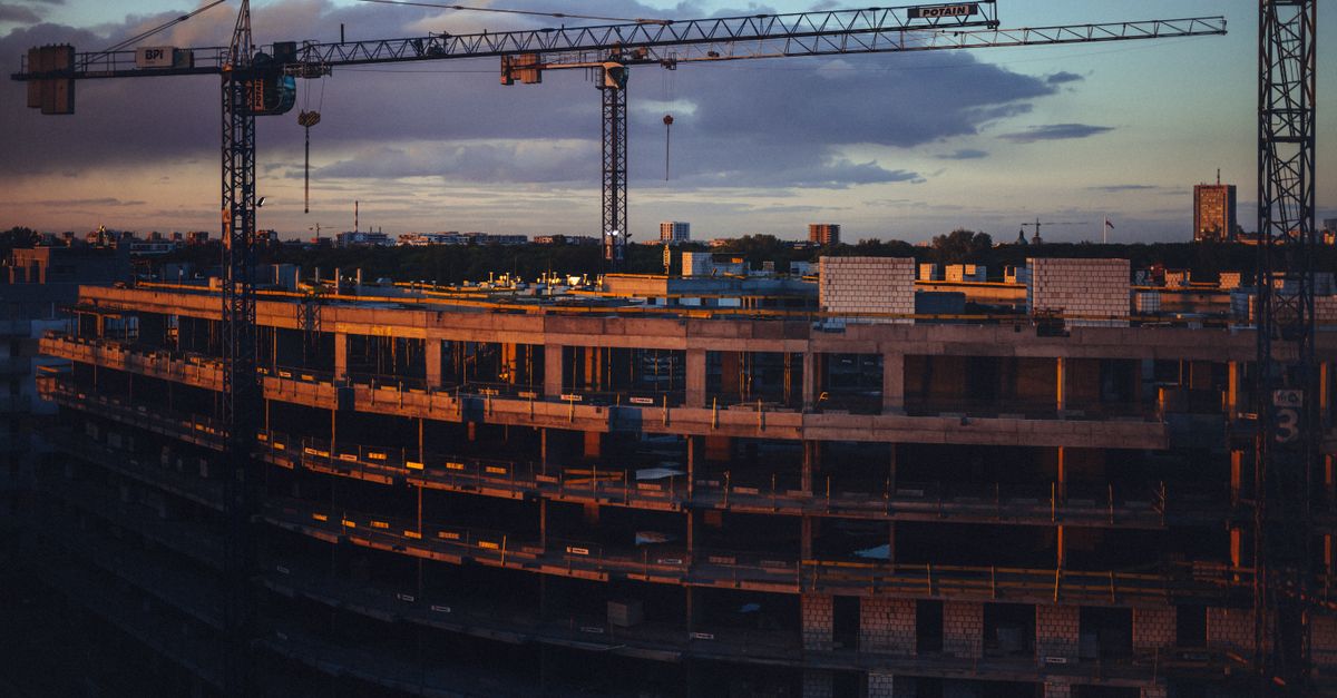 Wohnbaukrise 2026: Der Etikettenschwindel im Neubau