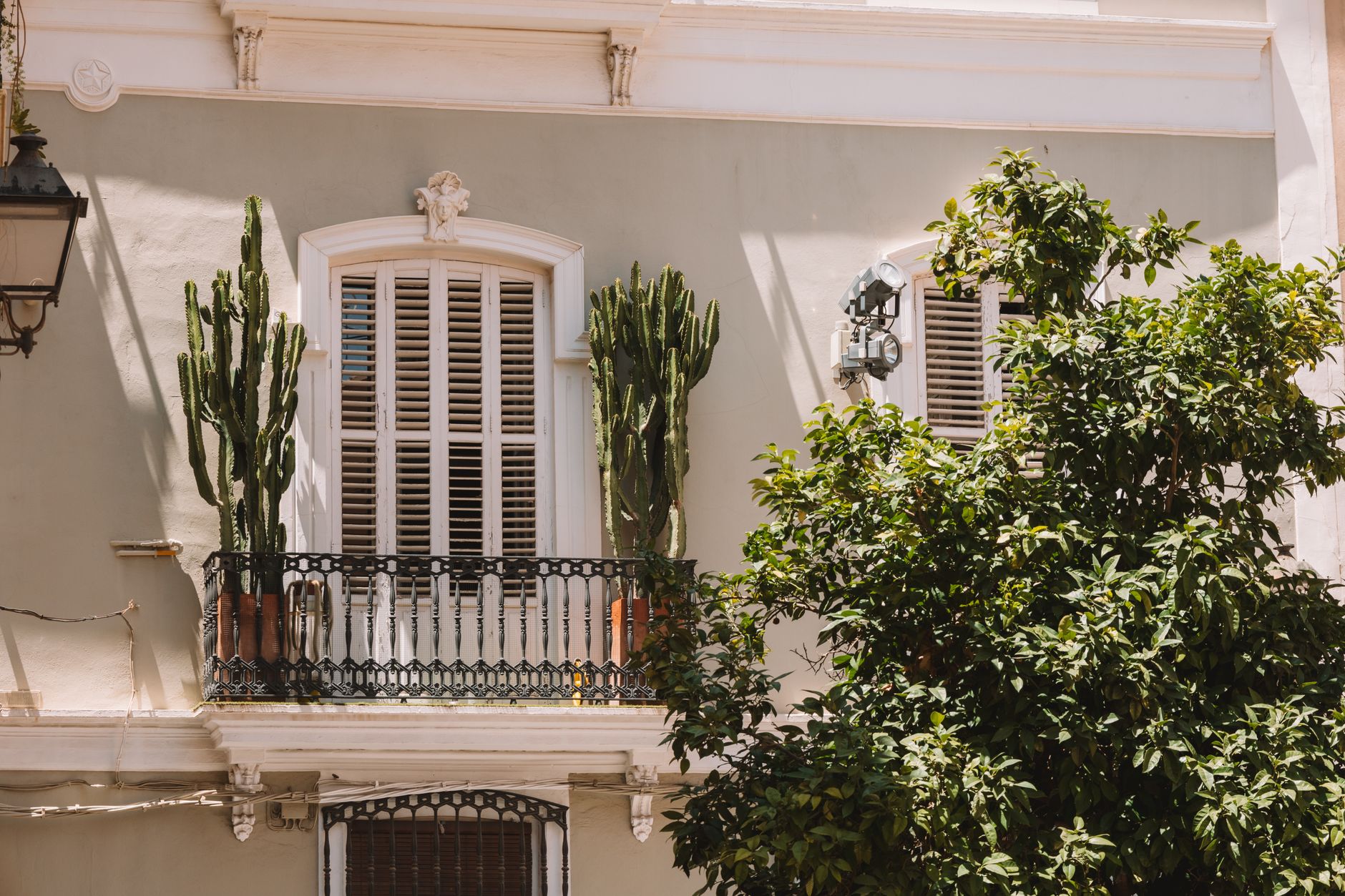 La periferia de Madrid subirá más que la capital en precio de vivienda y alquiler en 2026, según AMADEI
